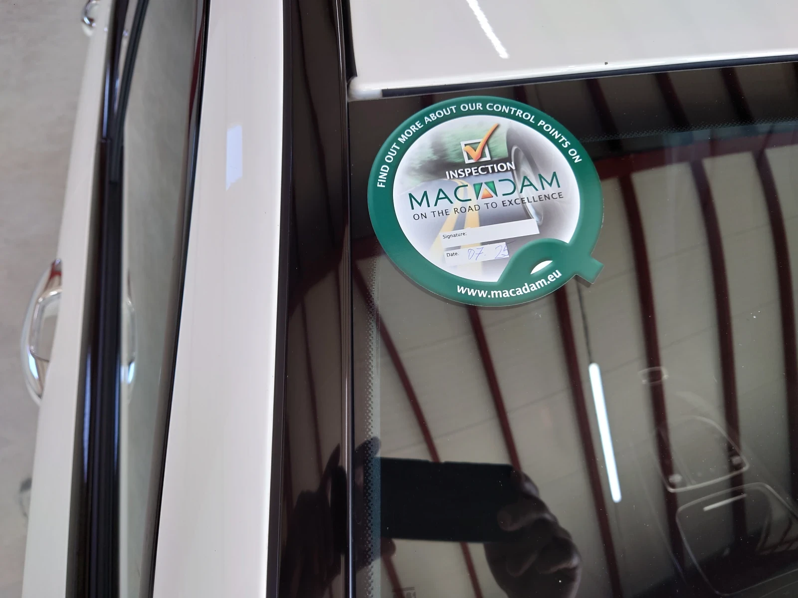 Mercedes-Benz E 220 d- Night edition- kamera 360: | Mobile.bg   17