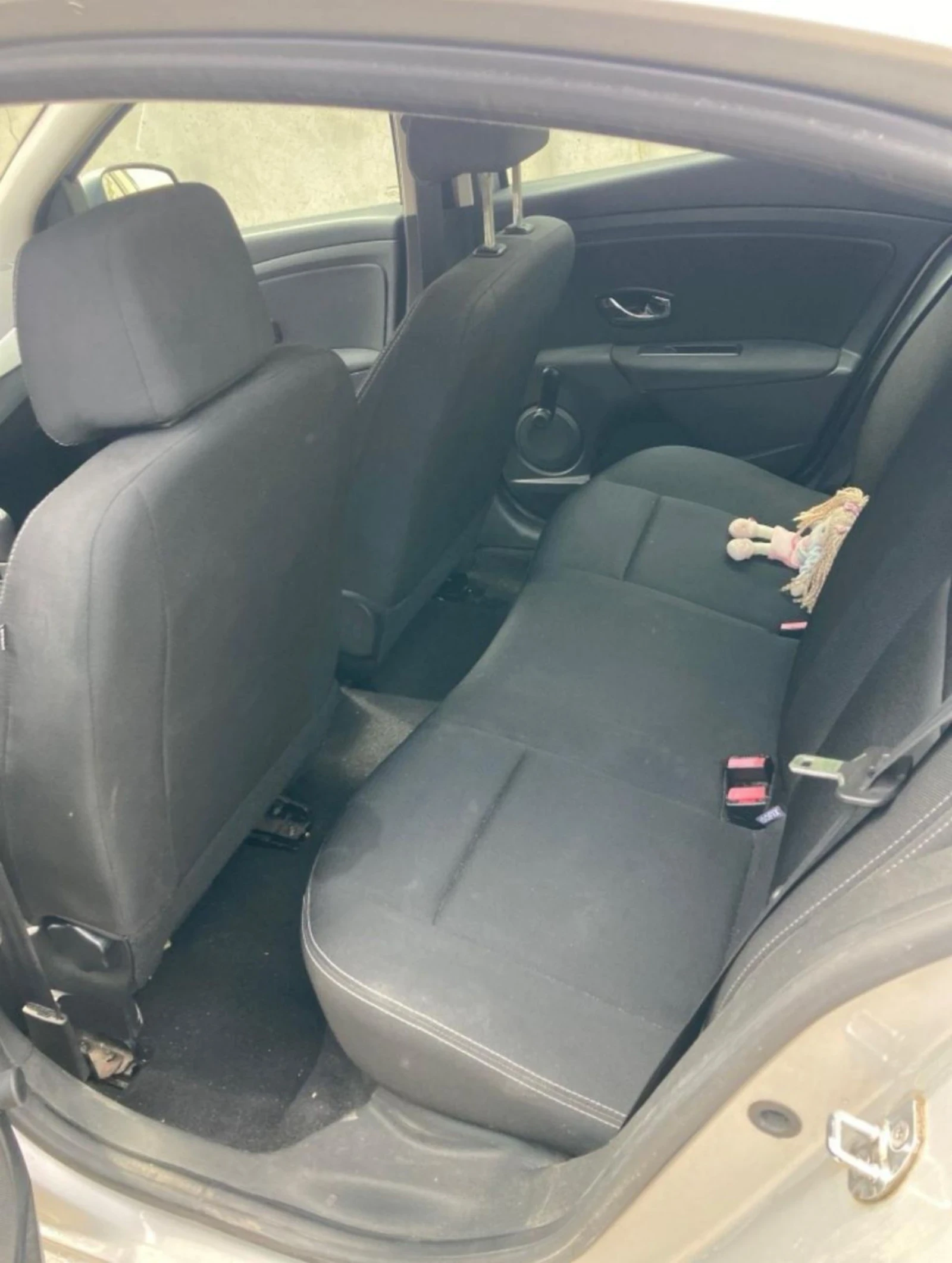 Renault Fluence 1, 6 LPG - изображение 9