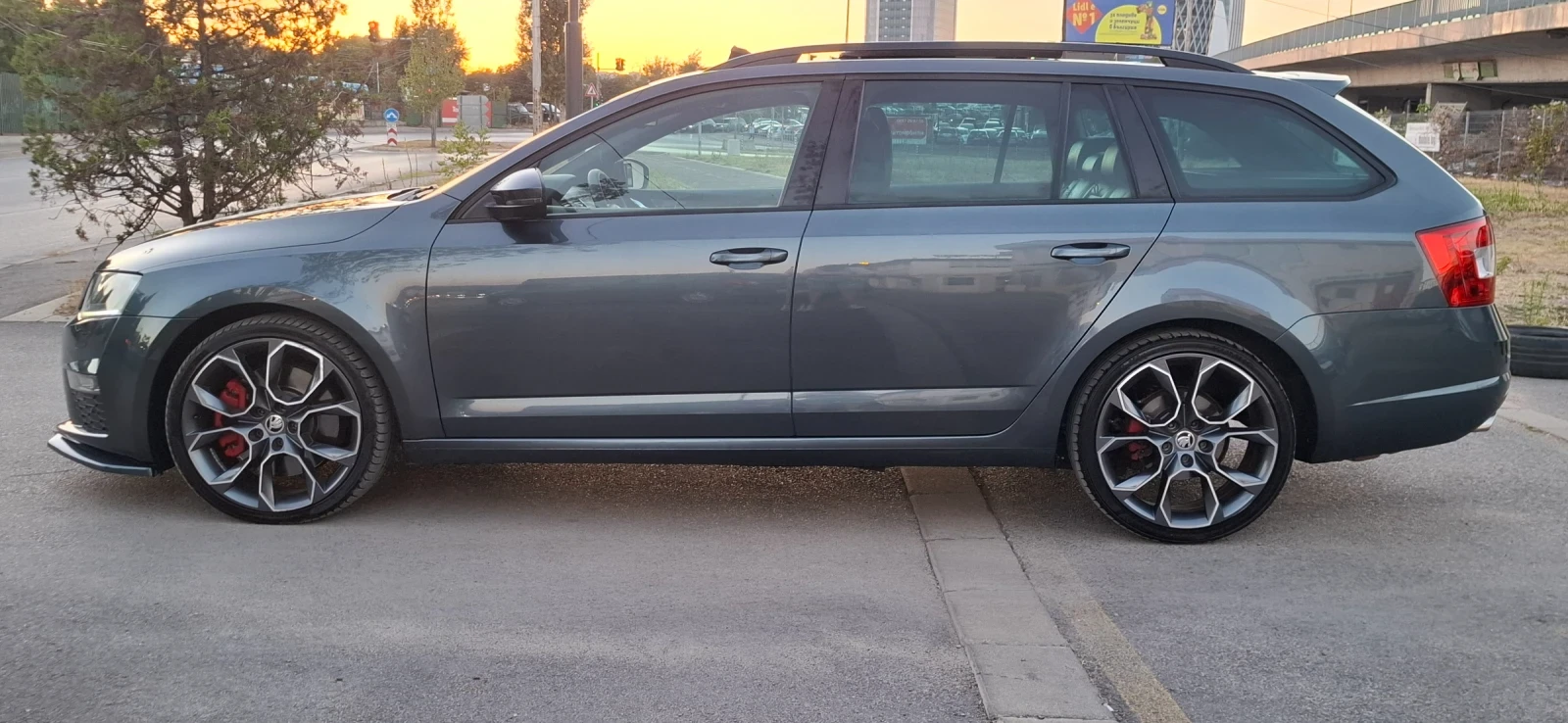Skoda Octavia 2.0 VrS 184 DsG 19джанти Панорама  - изображение 4