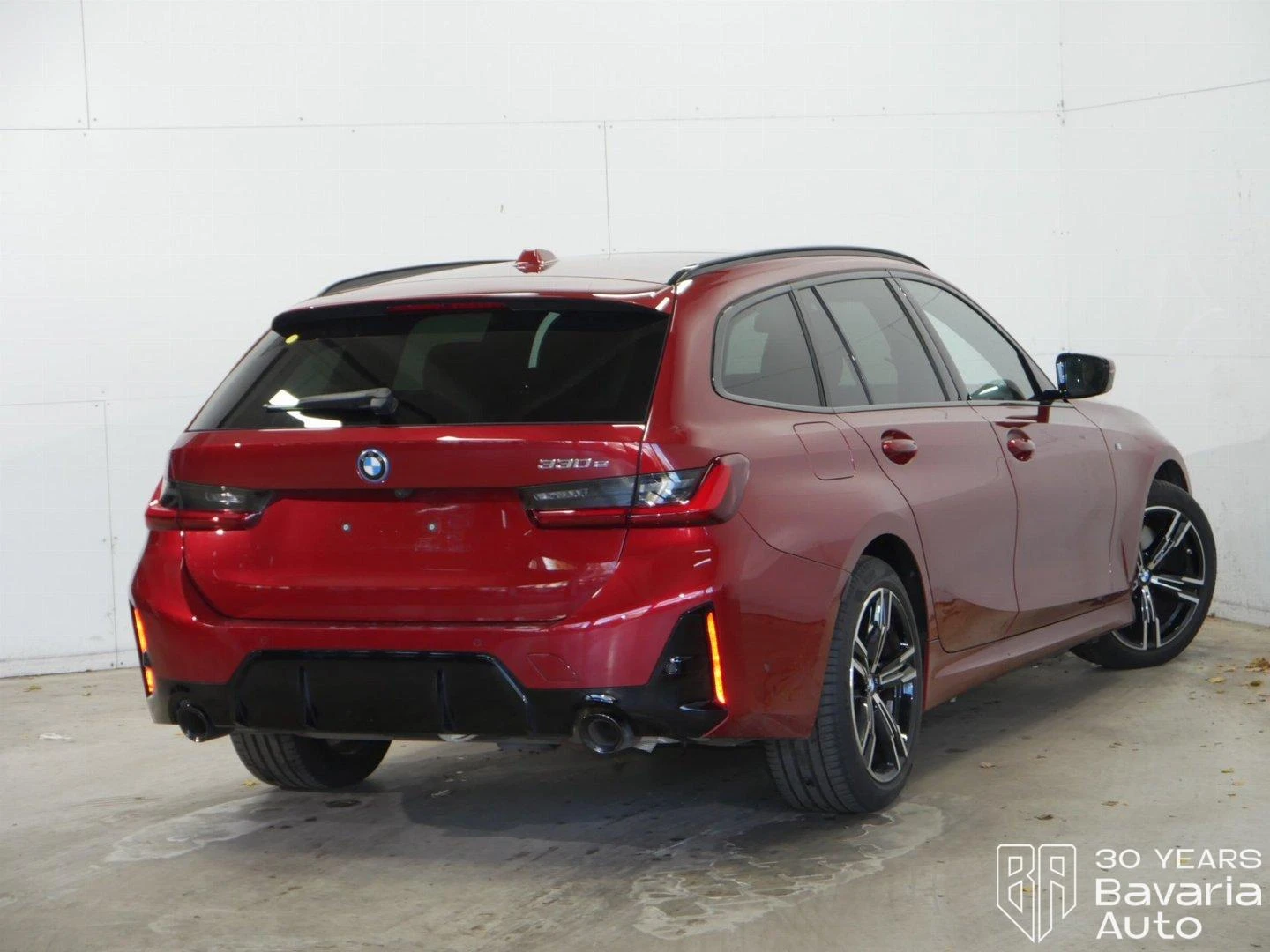BMW 330 e Touring M Sport Paket Sportautomatic | Mobile.bg   3