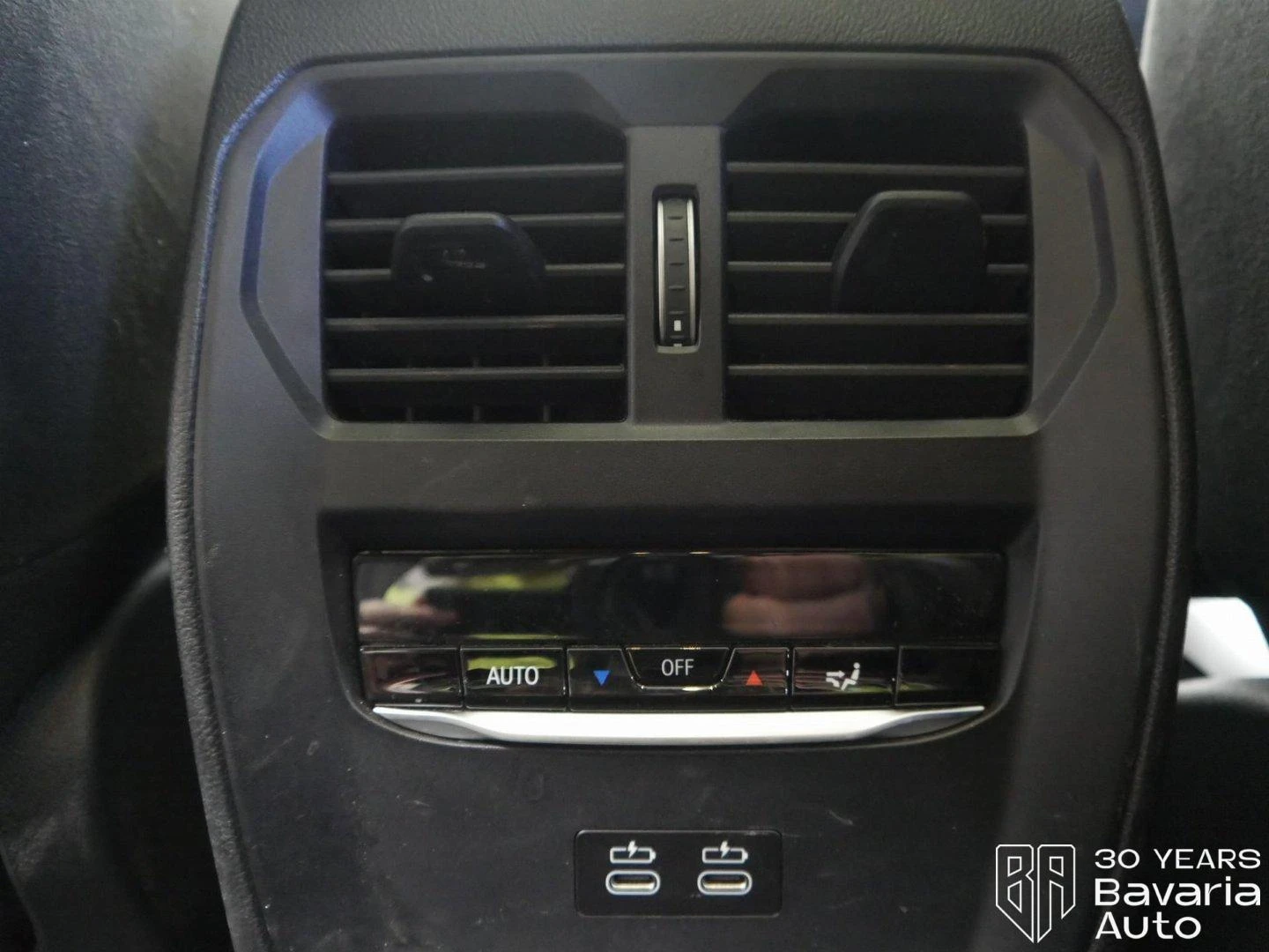 BMW 330 e Touring M Sport Paket Sportautomatic | Mobile.bg   16