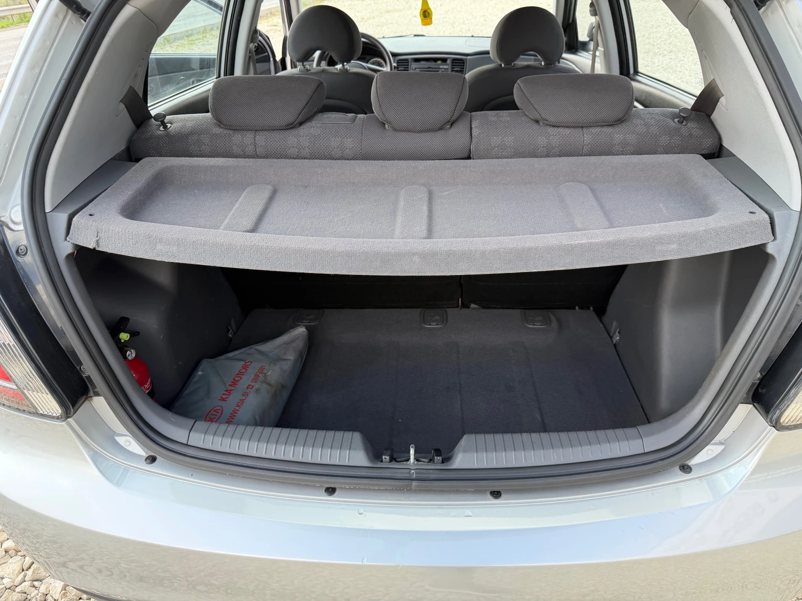 Kia Rio 1.4i/75p.s-Facelift-Klima, снимка 13 - Автомобили и джипове - 52436143