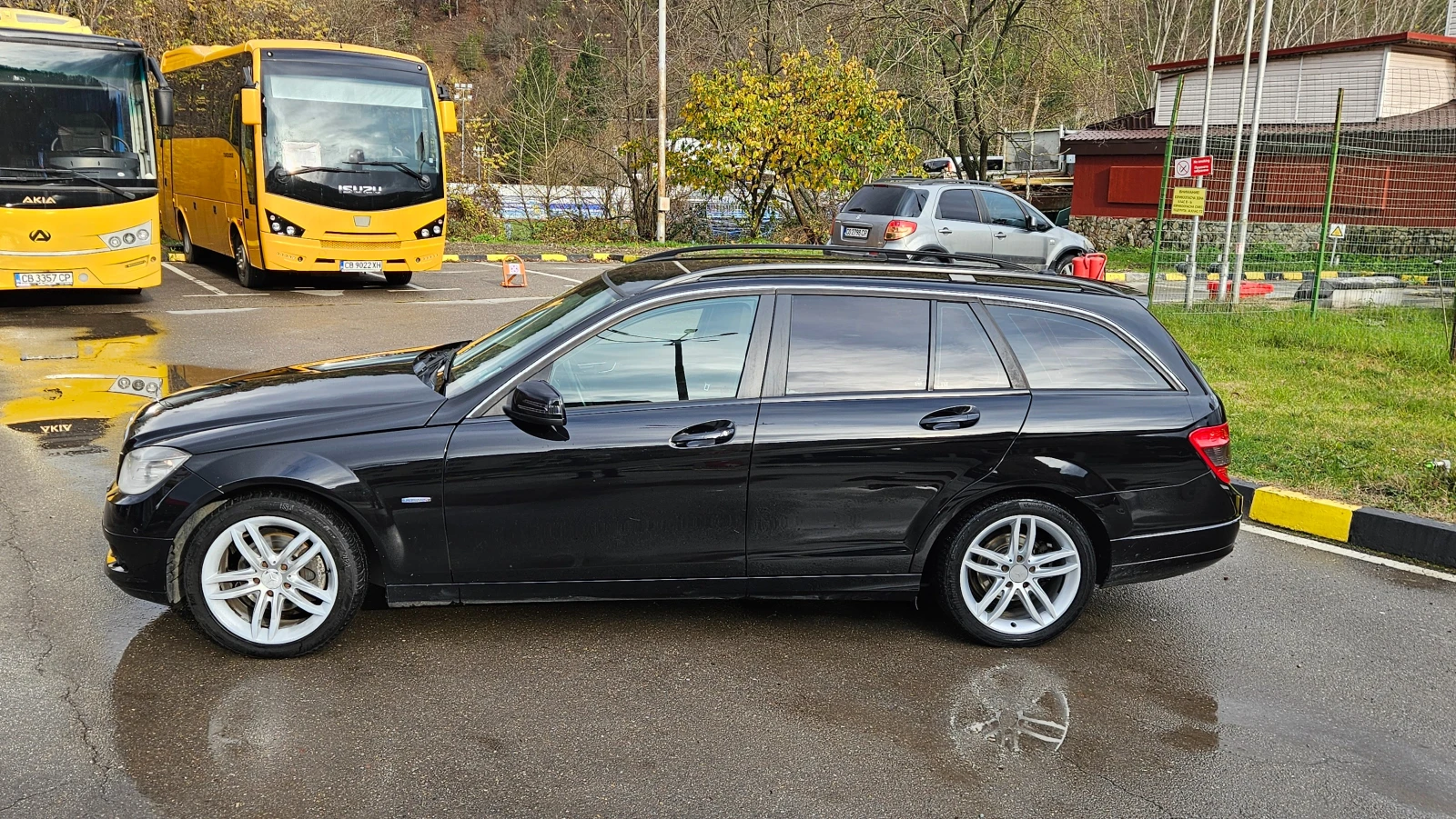 Mercedes-Benz C 180 BENZIN/AVTOMAT/NAVIGACIA - изображение 3