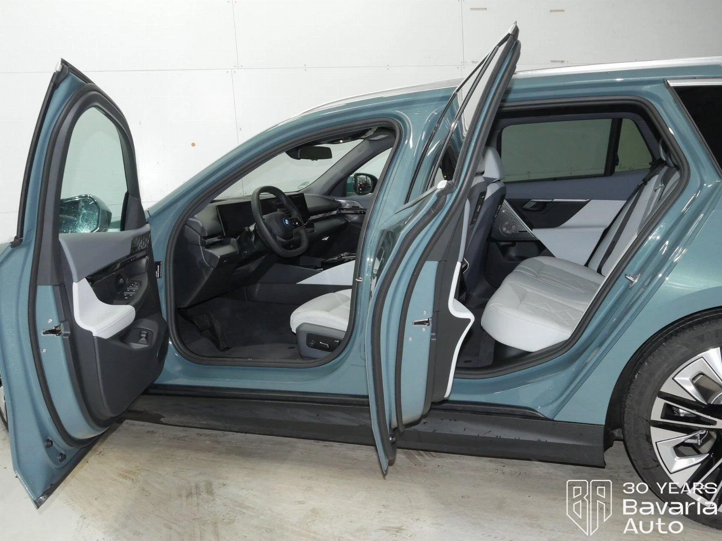 BMW i5 40 eDrive Touring | Mobile.bg � ����������� 5