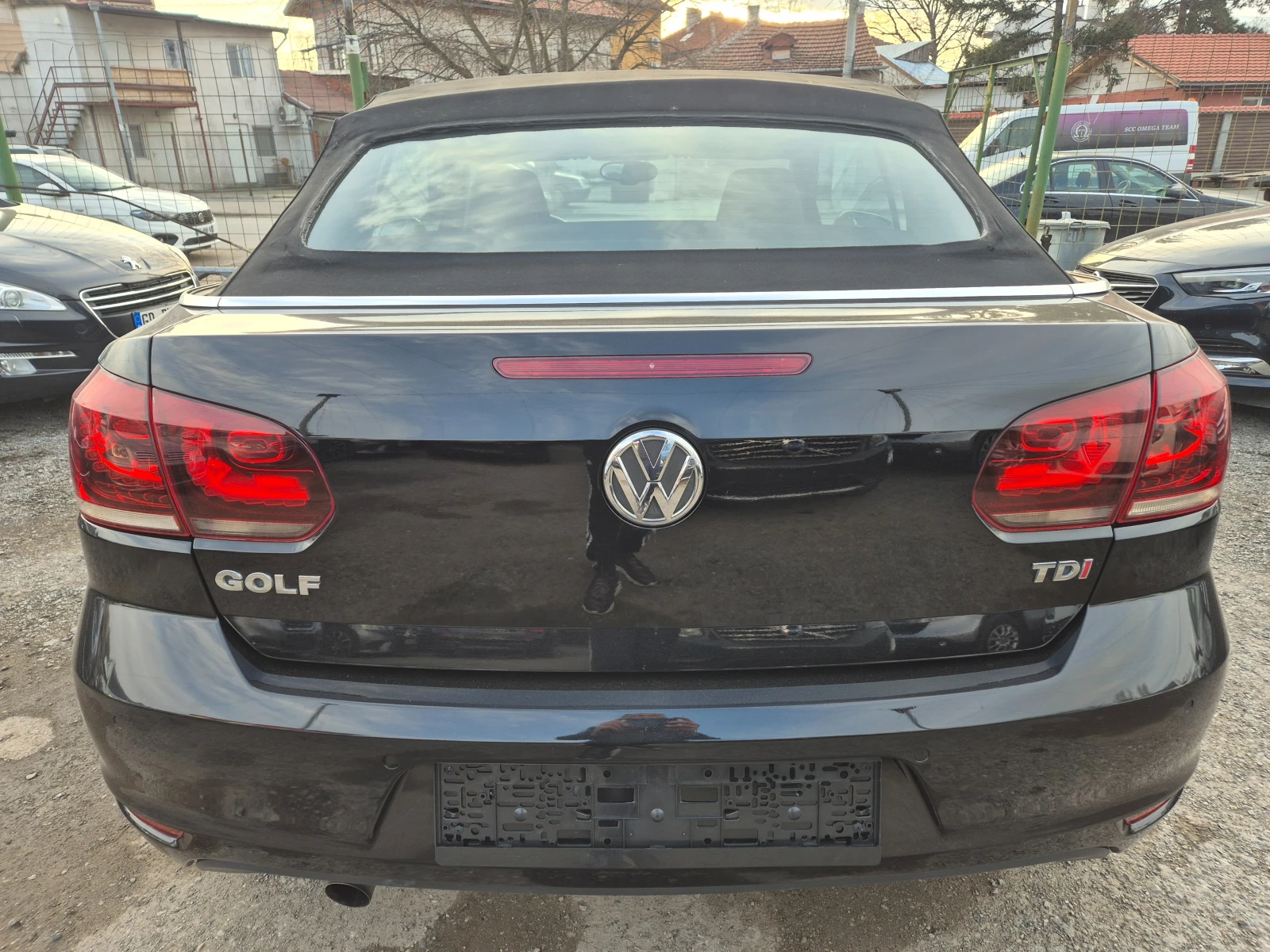 VW Golf 1.6TDI, снимка 5 - Автомобили и джипове - 53806719