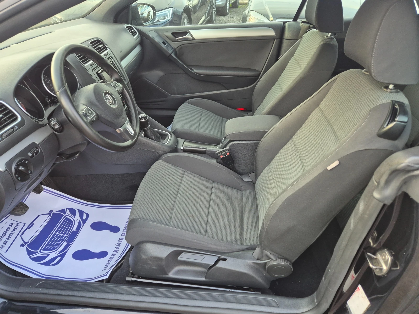 VW Golf 1.6TDI, снимка 11 - Автомобили и джипове - 53806719