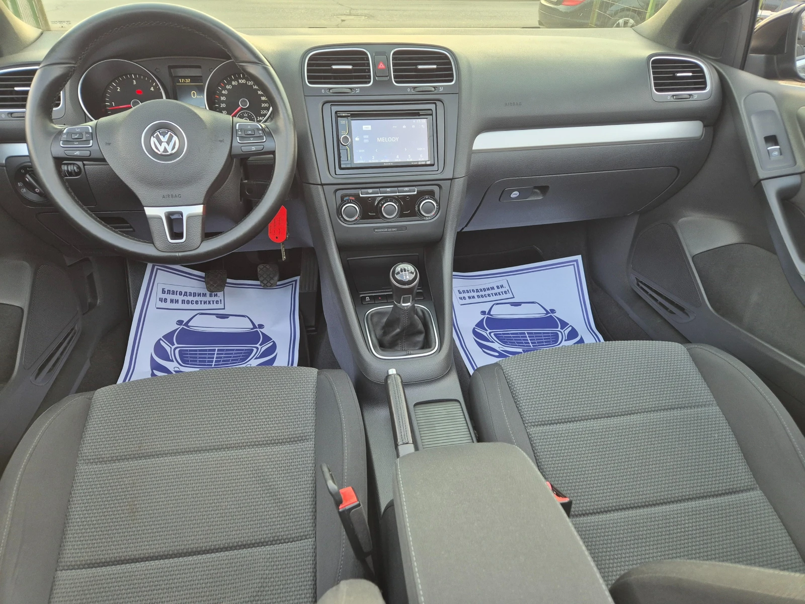 VW Golf 1.6TDI, снимка 13 - Автомобили и джипове - 53806719