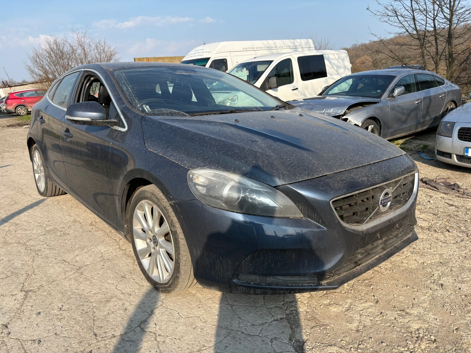 Volvo V40 1.6, снимка 2 - Автомобили и джипове - 53956019