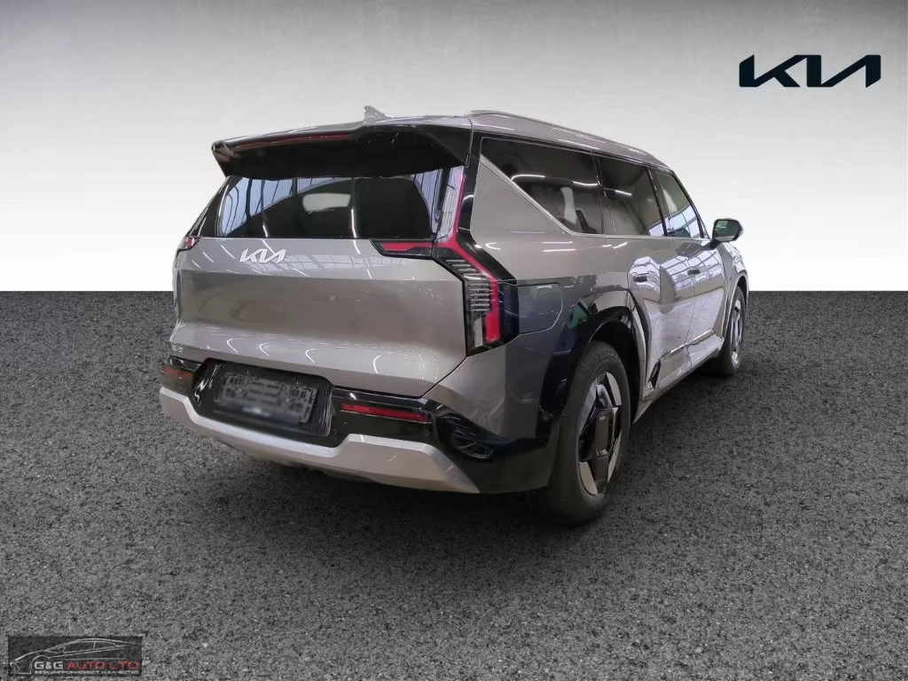 Kia EV9 COMFORT/385HP/7S/MASSAGE/AWD/360/AHK/HUD/MEMO/132q, снимка 5 - Автомобили и джипове - 54120295