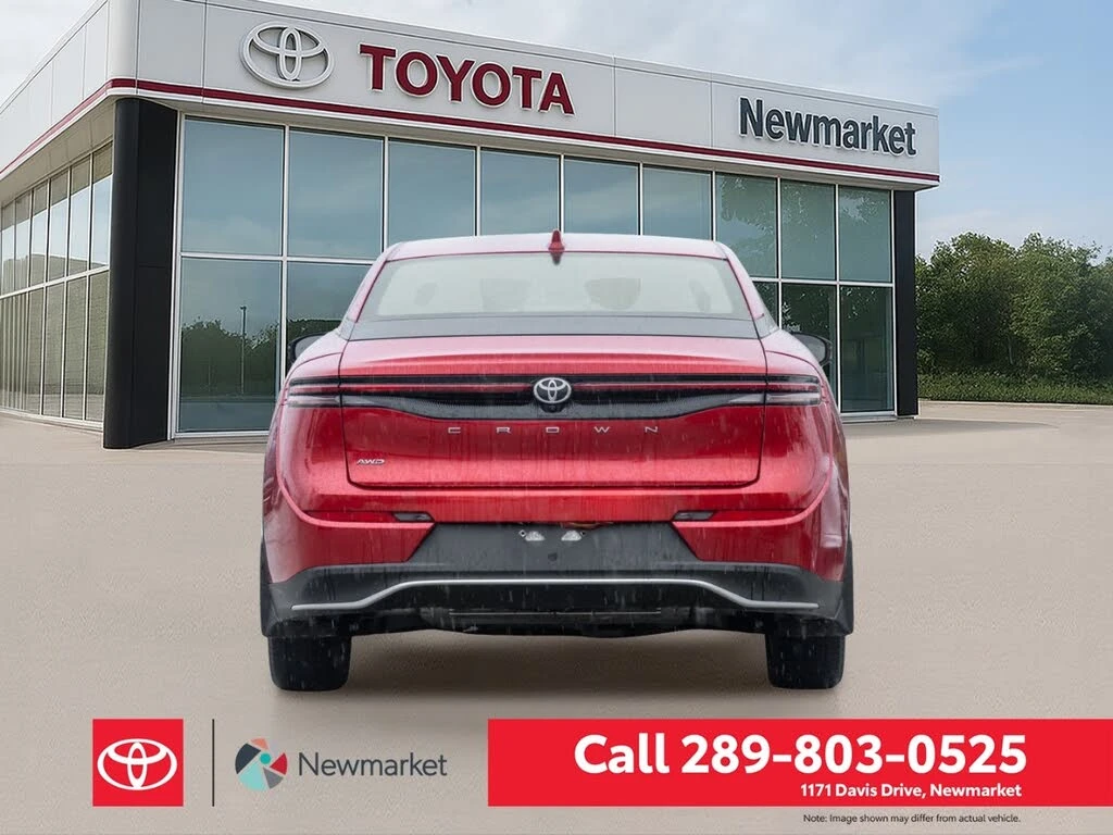 Toyota Crown XLE AWD, снимка 5 - Автомобили и джипове - 54248667