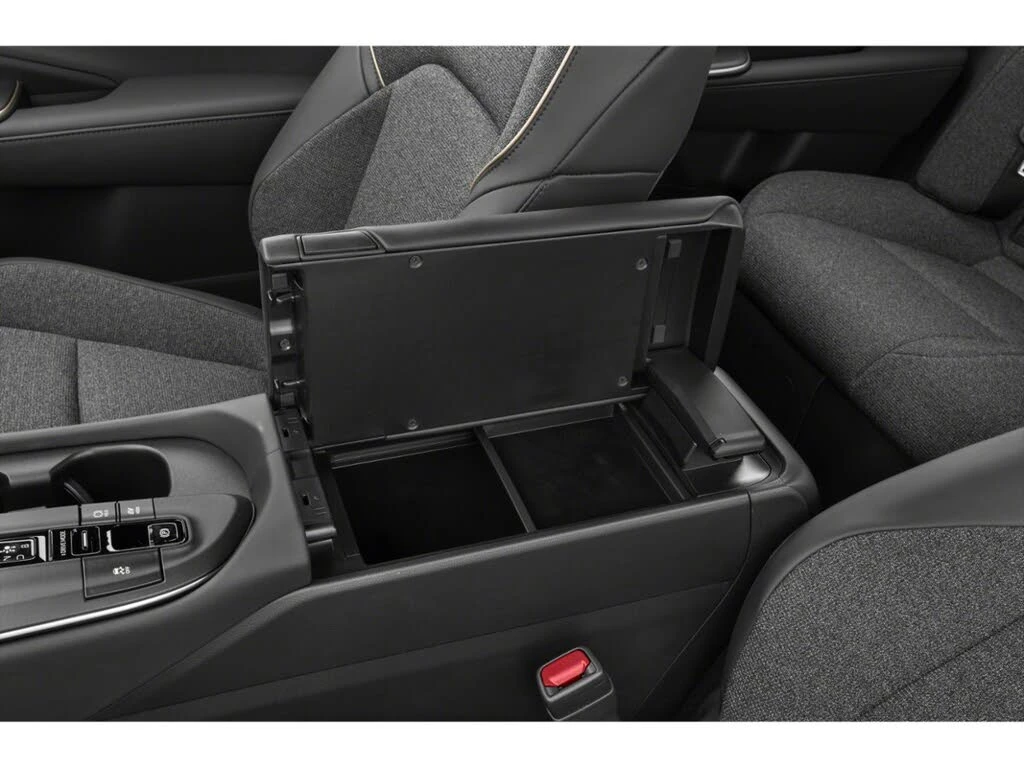 Toyota Crown XLE AWD, снимка 15 - Автомобили и джипове - 54248667