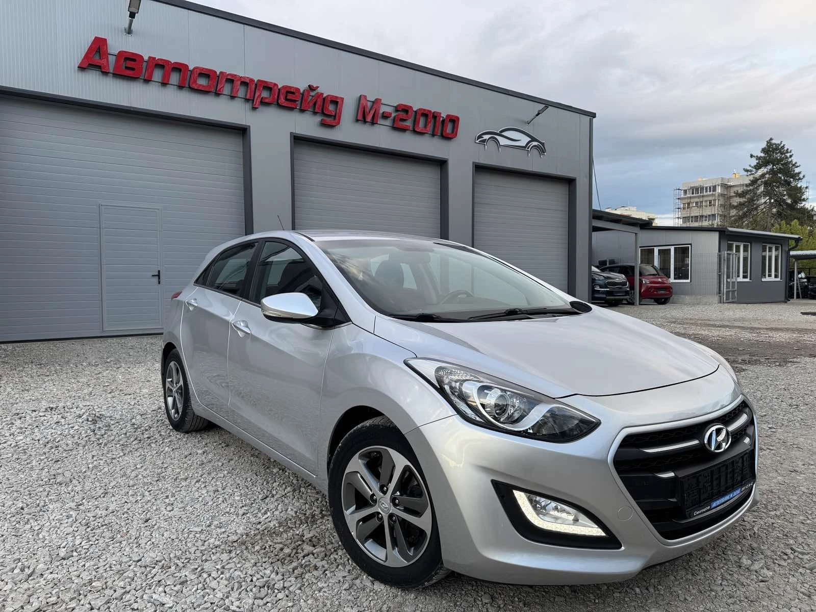 Hyundai I30 1.6CRDI* Led* FACE* Evro6* 6Speed | Mobile.bg � ����������� 16