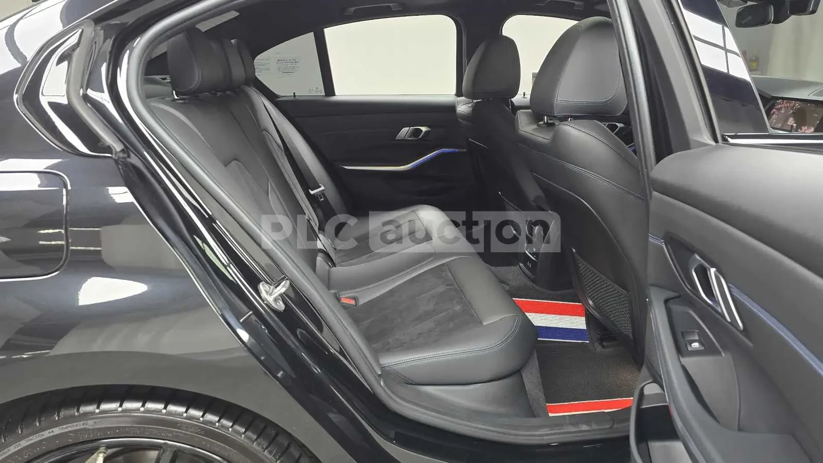BMW 330 M-pack* AMBIENTNO* ПОДГРЕВИ* ШИБИДАХ* , снимка 7 - Автомобили и джипове - 54552803