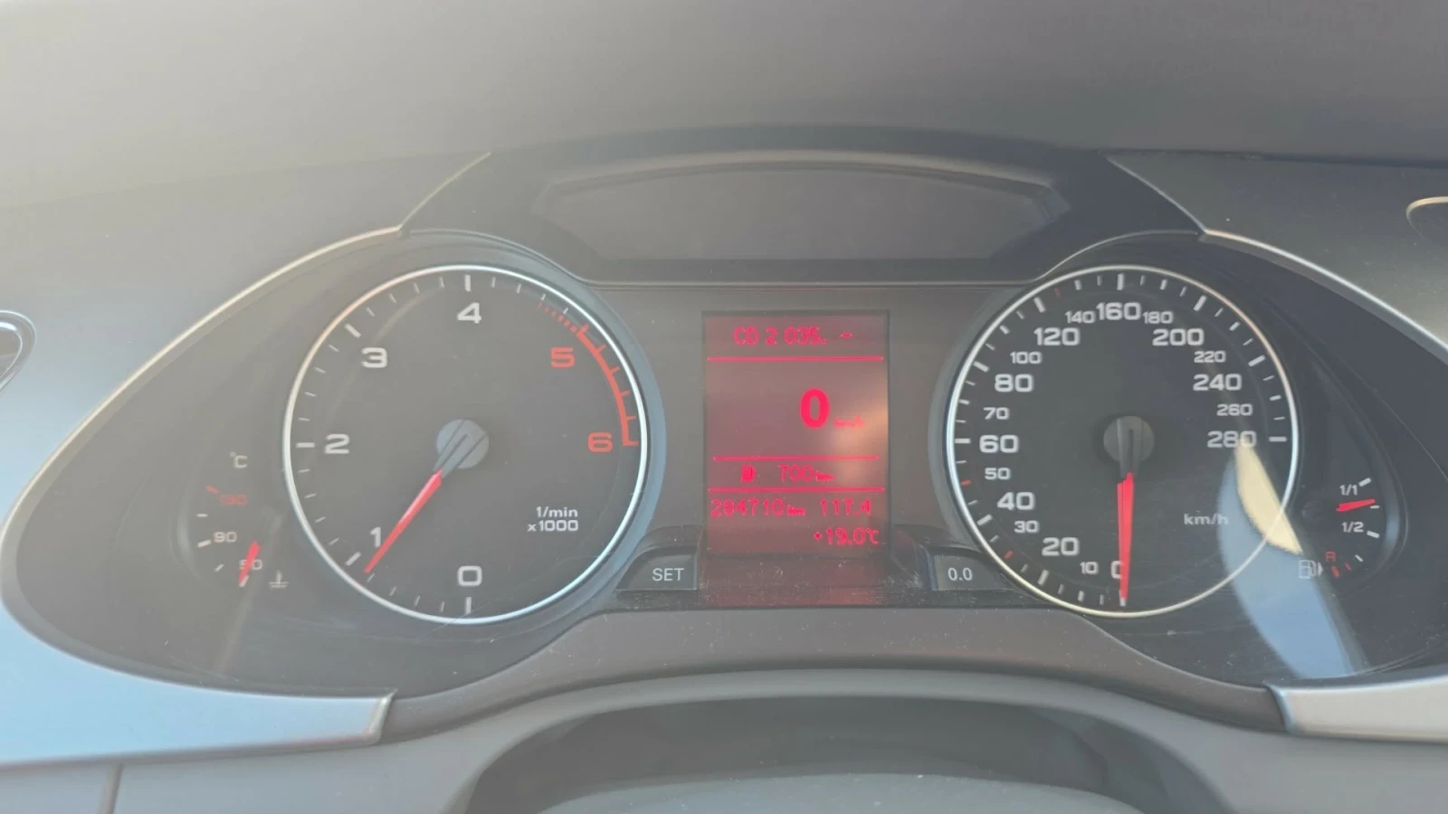 Audi A4, снимка 5 - Автомобили и джипове - 54577713