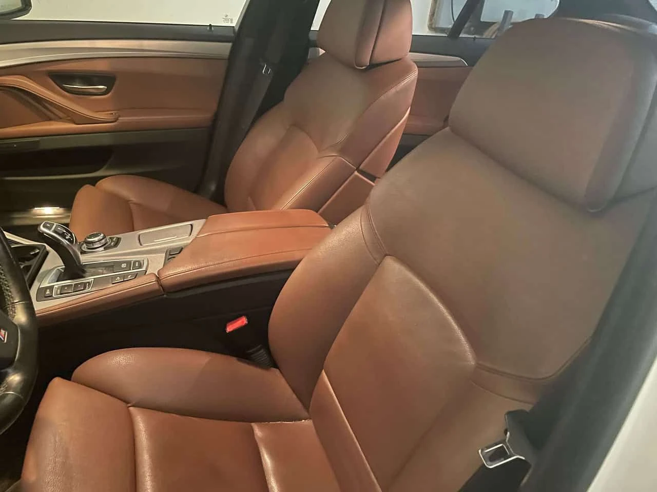 BMW 535 * Luxury BMW 535i   Powerful & Loaded * CARFAX * Ц, снимка 3 - Автомобили и джипове - 54878179