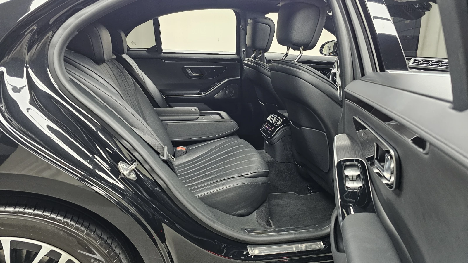 Mercedes-Benz S 350 2 опции за плащане предварително / при доставка , снимка 11 - Автомобили и джипове - 55070006