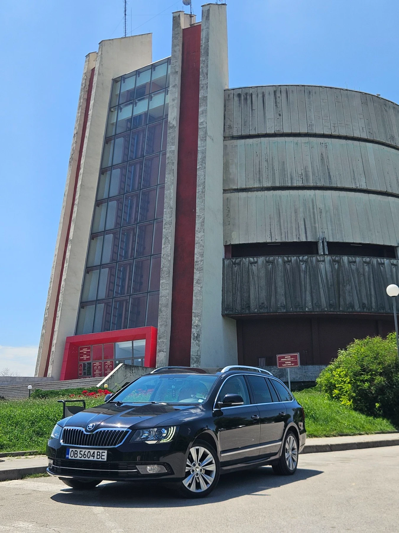 Skoda Superb, снимка 3 - Автомобили и джипове - 55551932