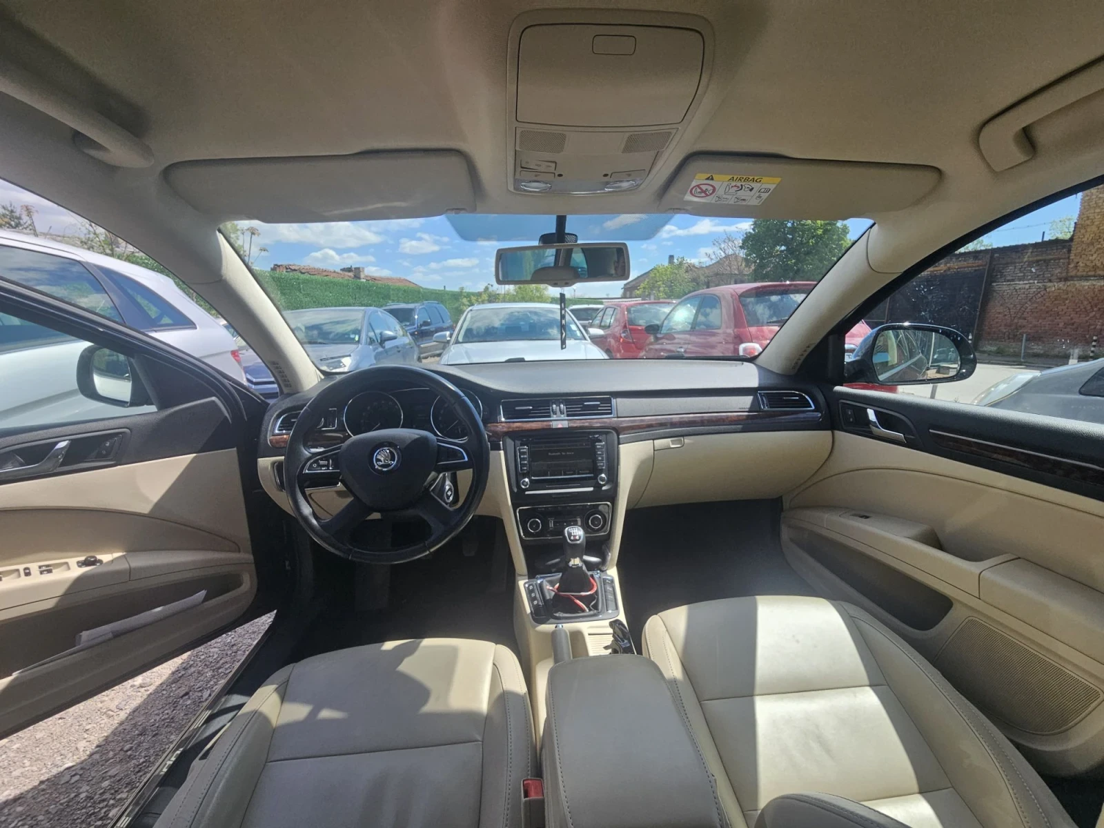 Skoda Superb, снимка 12 - Автомобили и джипове - 55551932