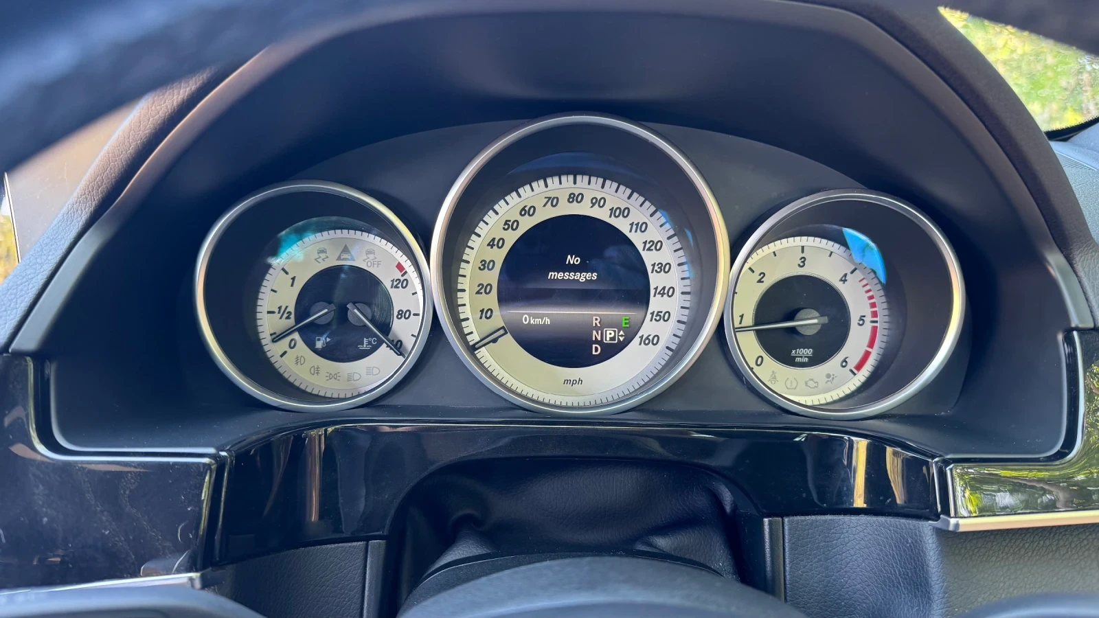 Mercedes-Benz E 250 AMG Sport, снимка 15 - Автомобили и джипове - 55617565