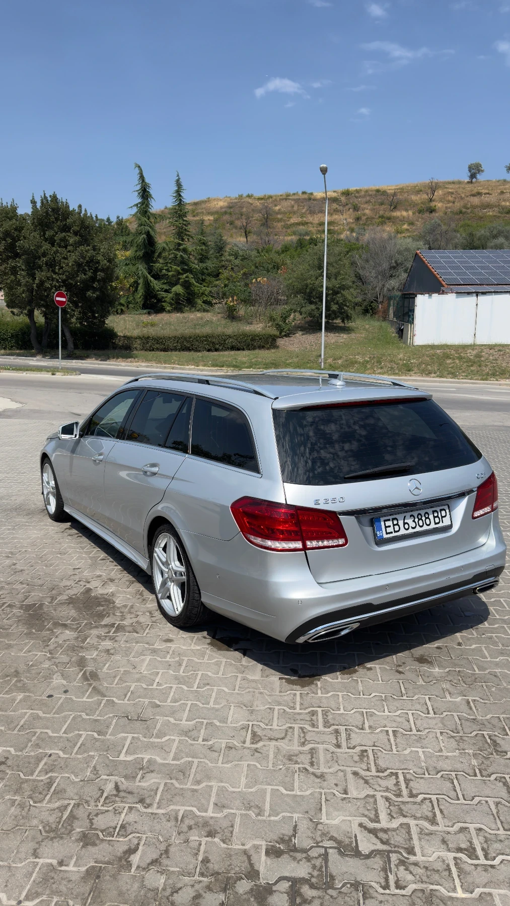 Mercedes-Benz E 250 AMG Sport, снимка 4 - Автомобили и джипове - 55617565