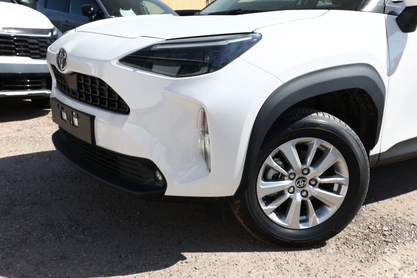 Toyota Yaris Cross, снимка 4 - Автомобили и джипове - 55655355