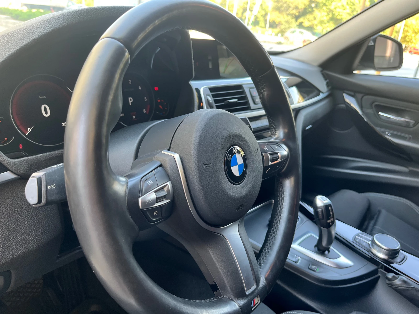 BMW 320 318d 150ks= Дигитално Табло= Нави= Камера= ТОП!!!, снимка 11 - Автомобили и джипове - 55919976