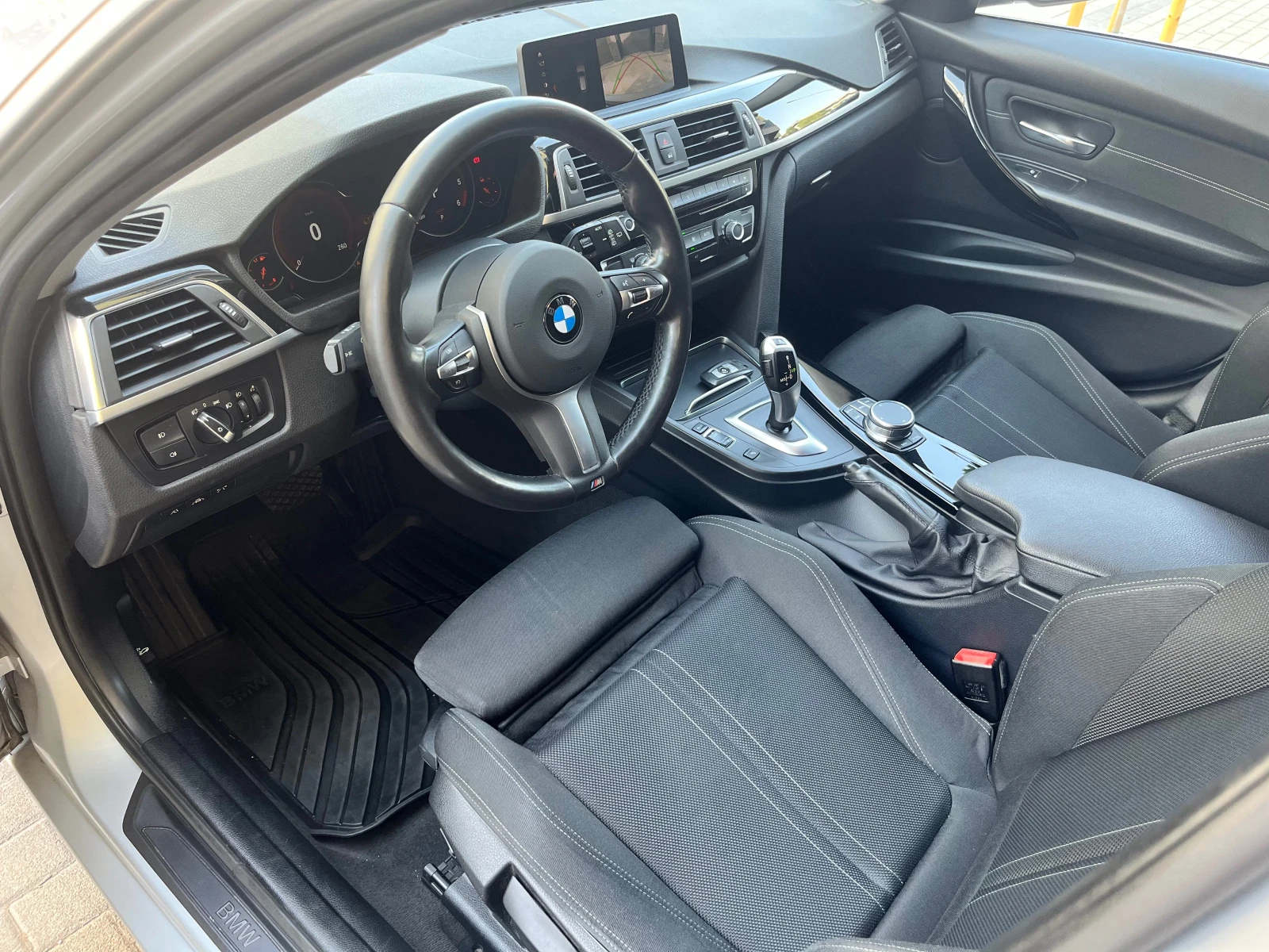 BMW 320 318D-150ks= Дигитално Табло= Нави= Камера= Като Но, снимка 9 - Автомобили и джипове - 55919976