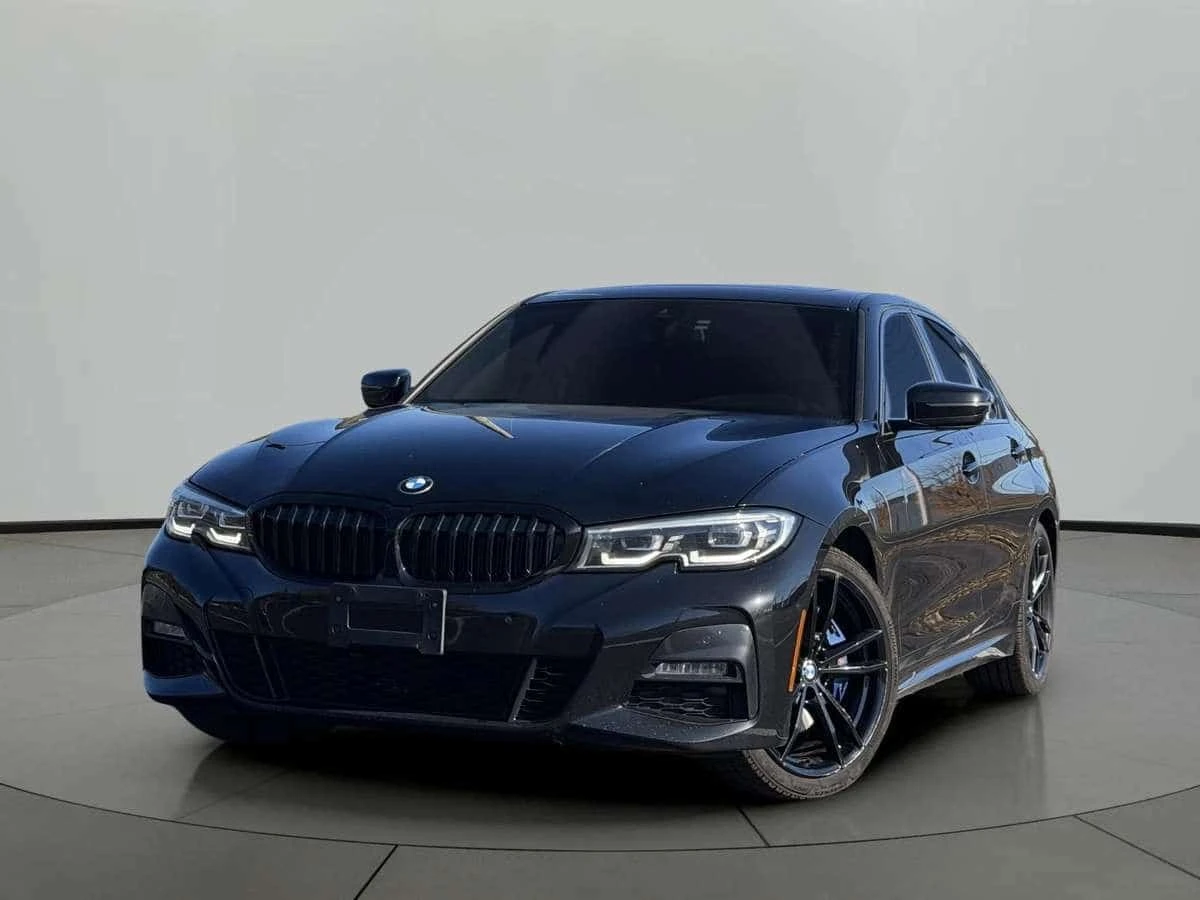 BMW 330 xDrive | M Sport Package  CARFAX