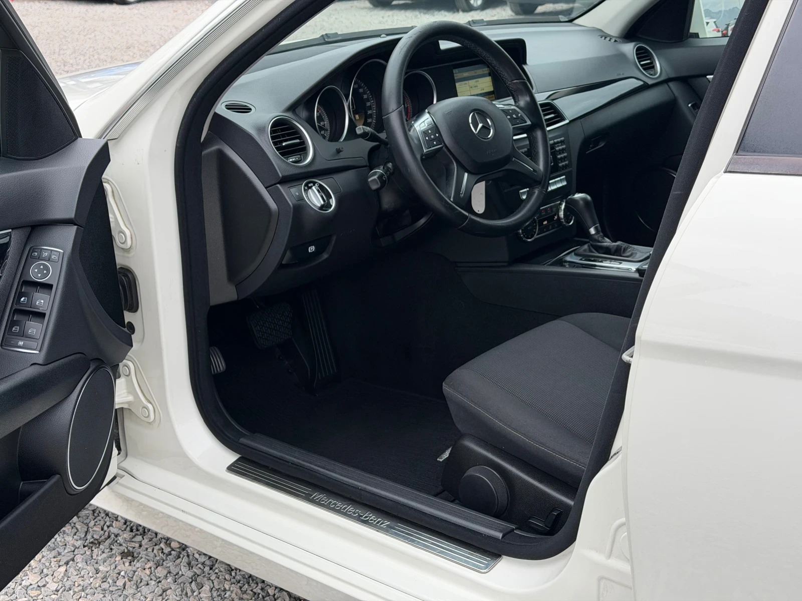 Mercedes-Benz C 220 2.2CDi 170�.� * ������* * �������* * FaceLift*  | Mobile.bg � ����������� 10