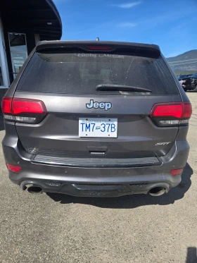 Jeep Grand cherokee SRT8 / CARFAX / 360 / DISTRONIC , снимка 4