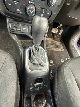 Jeep Renegade 1.4t auto - 11 € / 21.51 лв. - 82273534 8