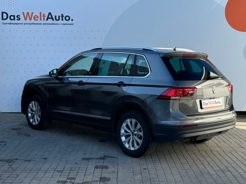 VW Tiguan Comfortline 2.0TSI 4MOTION BMT, снимка 4 - Автомобили и джипове - 44747895