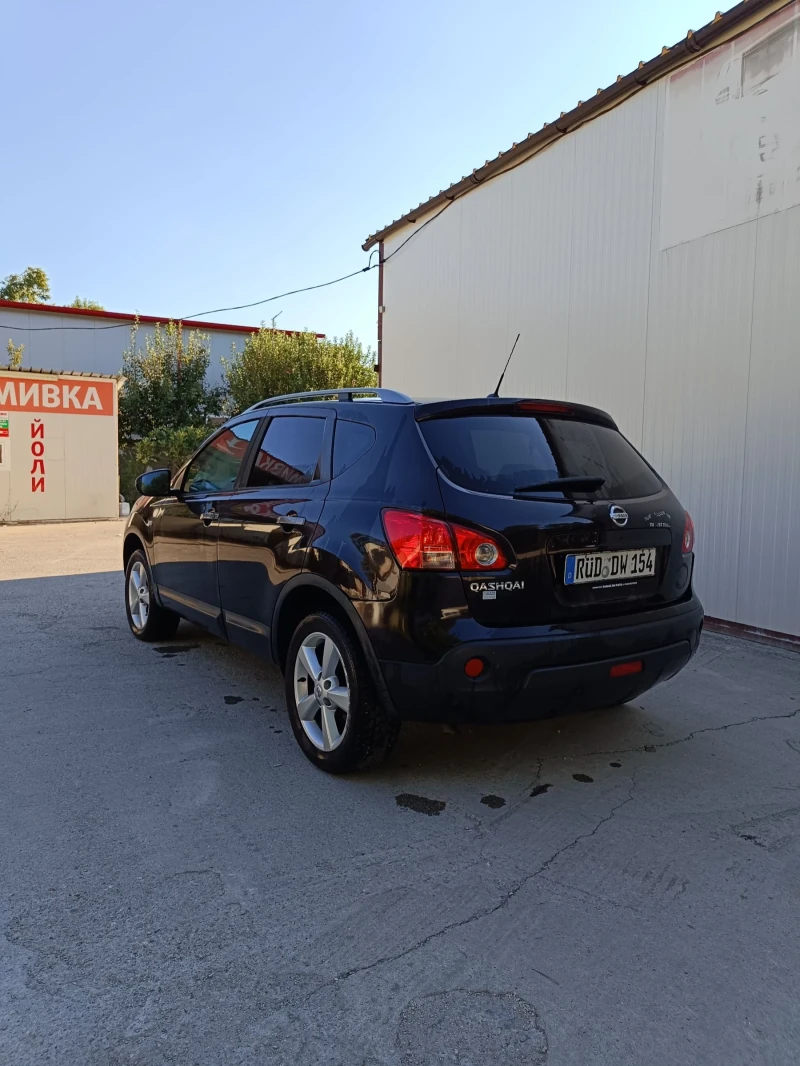 Nissan Qashqai 2.0i 4x4 bose swiss, снимка 5 - Автомобили и джипове - 46876669