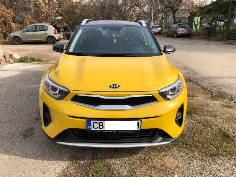 Kia Stonic Гаранционен, снимка 1 - Автомобили и джипове - 48684855