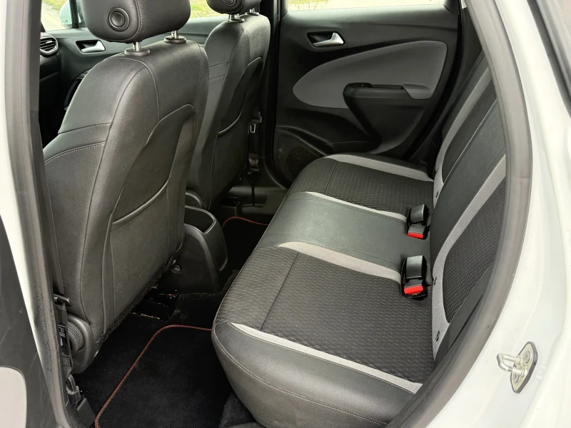Opel Crossland X 1.5 CDTI AUTOMATIC TOP INNOVATION, снимка 13 - Автомобили и джипове - 53487190