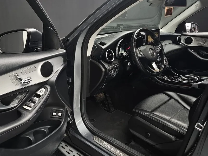 Mercedes-Benz GLC 350E 4MATIC PREMIUM, снимка 11 - Автомобили и джипове - 54968348