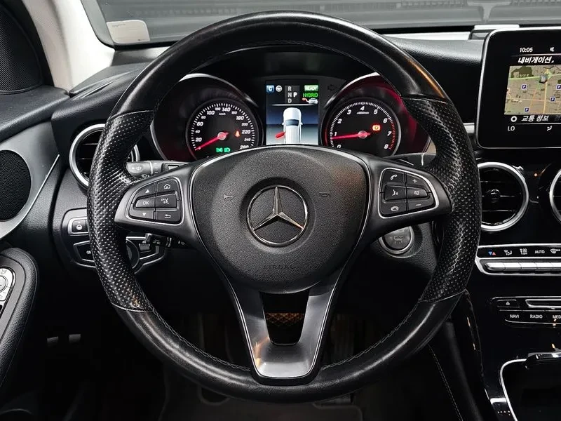 Mercedes-Benz GLC 350E 4MATIC PREMIUM, снимка 13 - Автомобили и джипове - 54968348