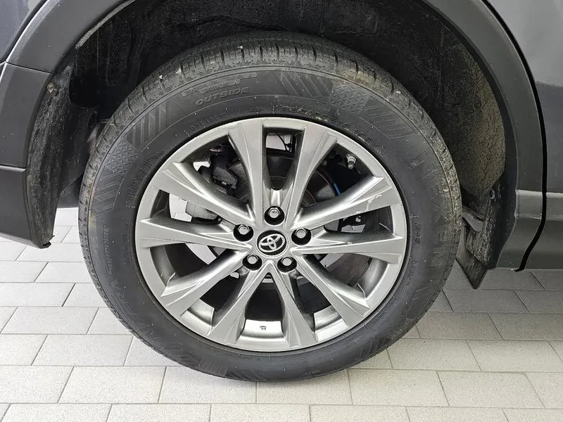 Toyota Rav4, снимка 5 - Автомобили и джипове - 55796221