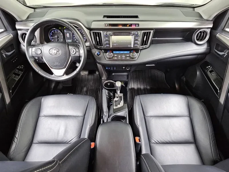 Toyota Rav4, снимка 7 - Автомобили и джипове - 55796221