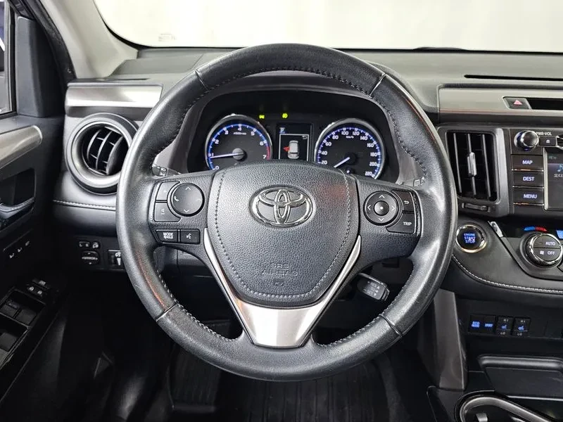 Toyota Rav4, снимка 13 - Автомобили и джипове - 55796221