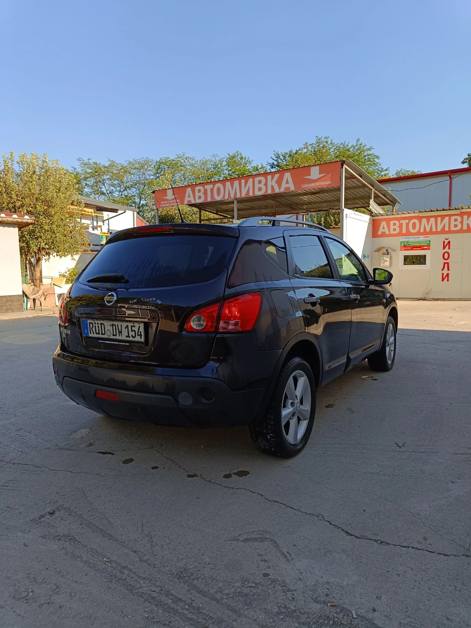 Nissan Qashqai 2.0i 4x4 bose swiss - изображение 4