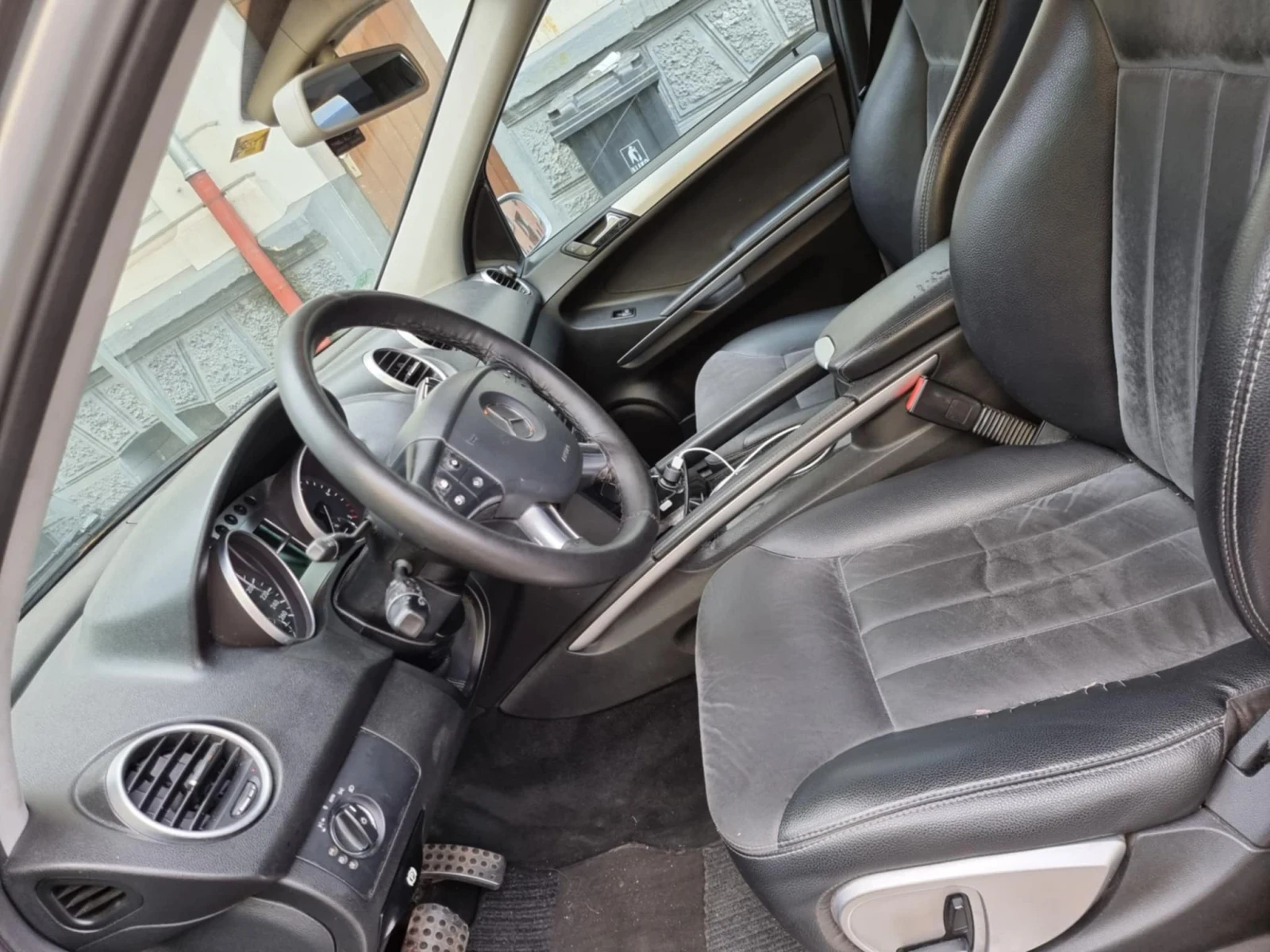 Mercedes-Benz ML 320  - изображение 9