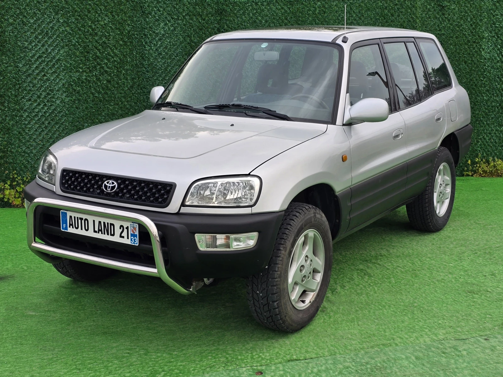 Toyota Rav4 2.0i* 128кс* 4х4* 137000км. - изображение 2