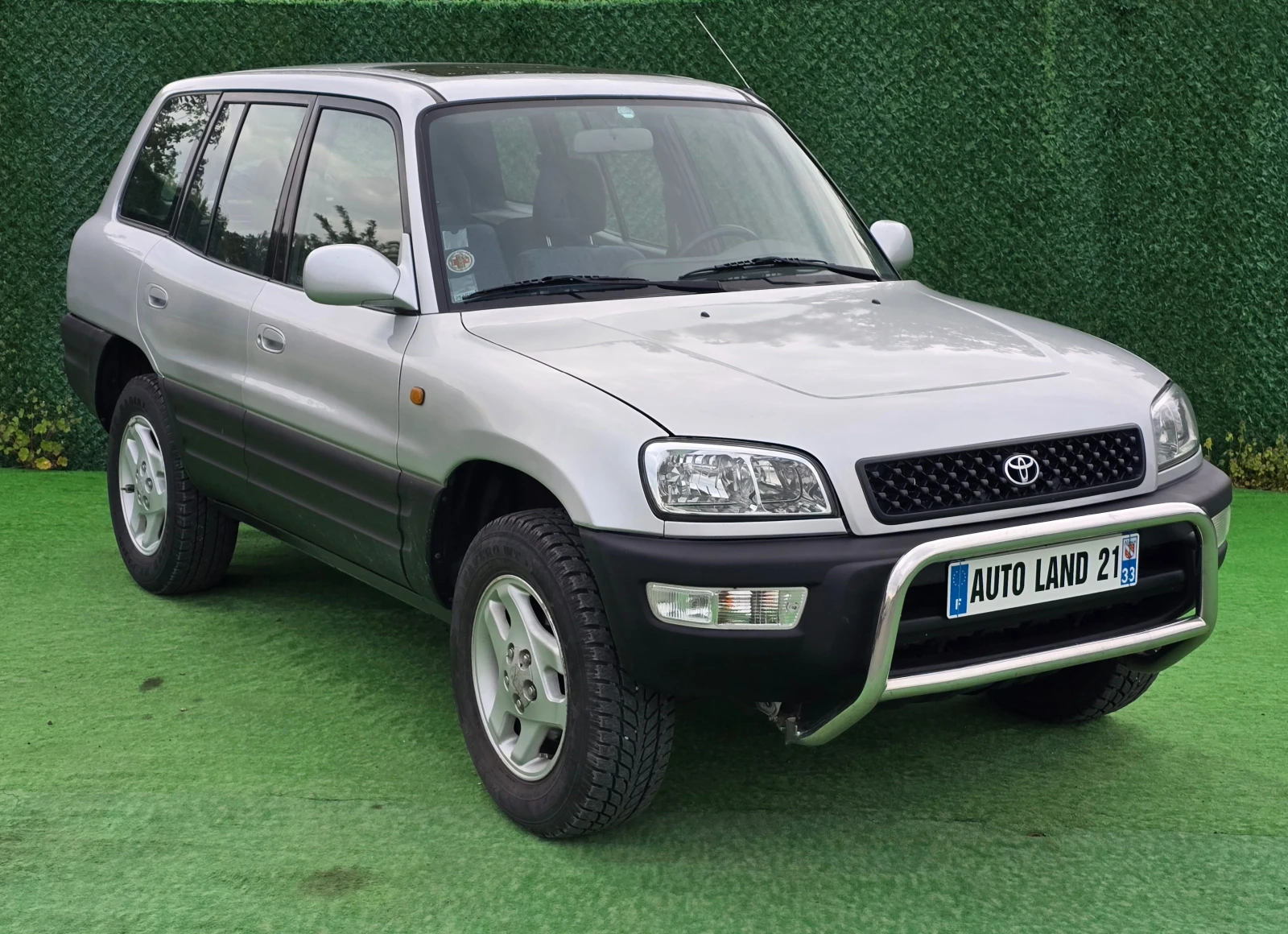 Toyota Rav4 2.0i* 128кс* 4х4* 137000км. - изображение 3