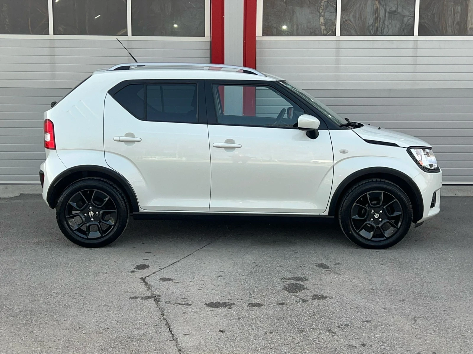 Suzuki Ignis 1.4I AUTOMATIK NAVI KLIMATIK EVRO 6C 89000KM!!! - изображение 6