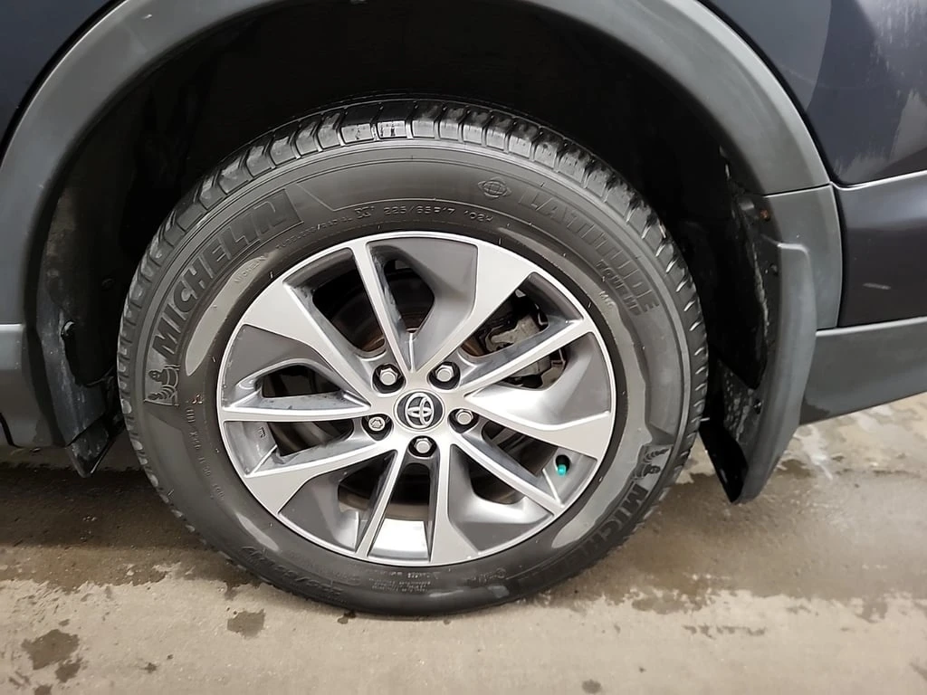 Toyota Rav4  - изображение 6
