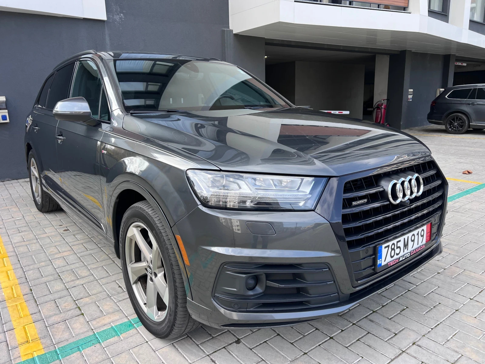 Audi Q7  /Distronic/360 /Black Optic | Mobile.bg   1