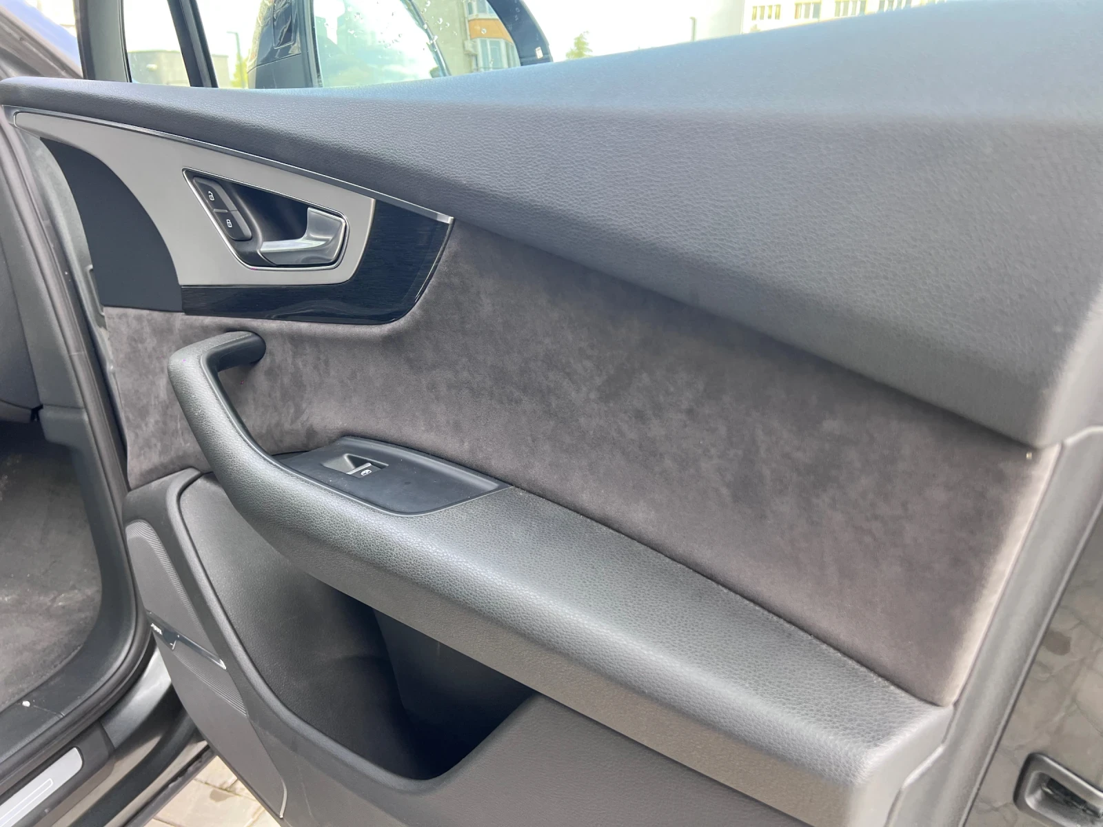 Audi Q7  /Distronic/360 /Black Optic | Mobile.bg   12