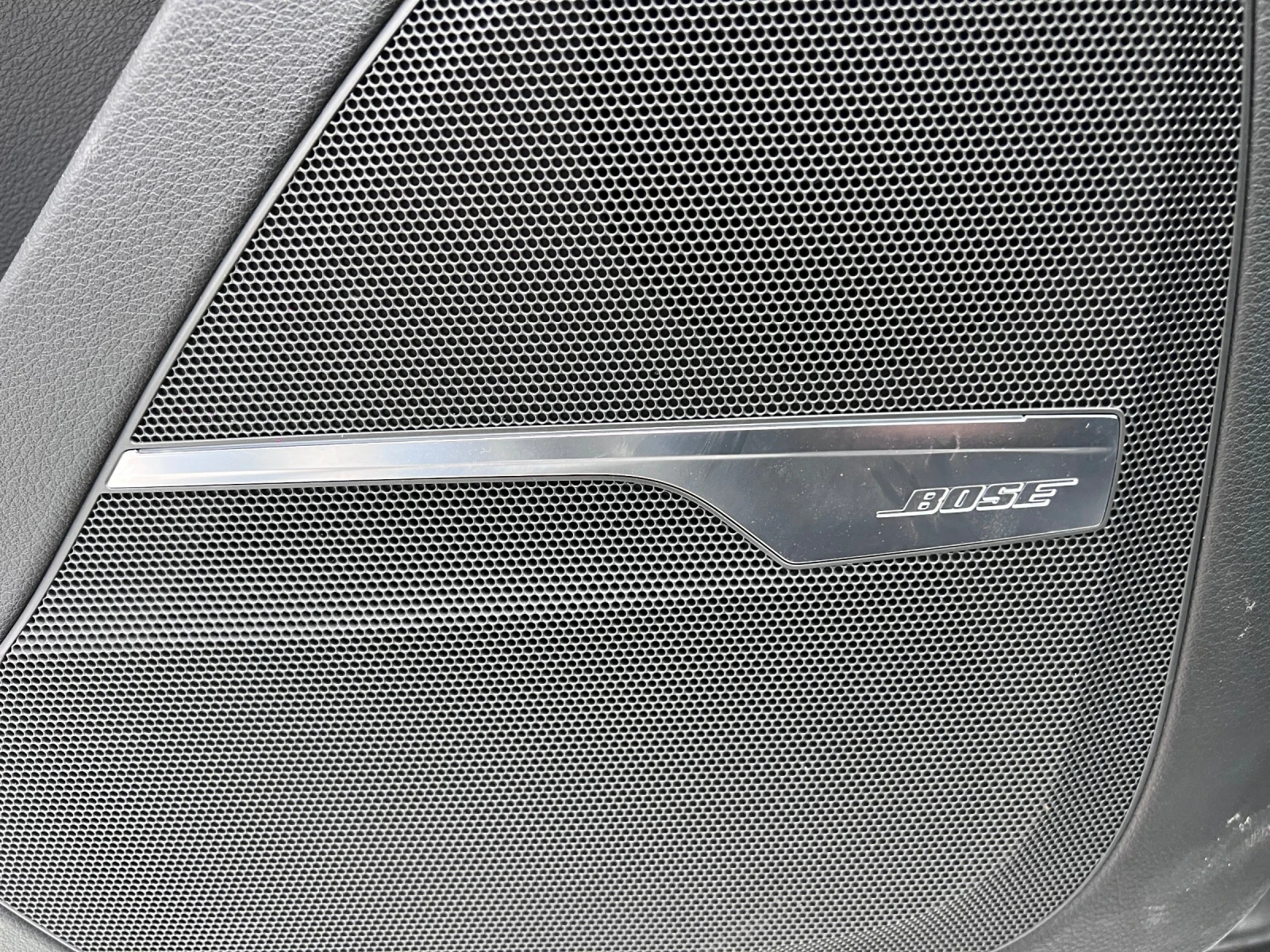 Audi Q7  /Distronic/360 /Black Optic | Mobile.bg   11