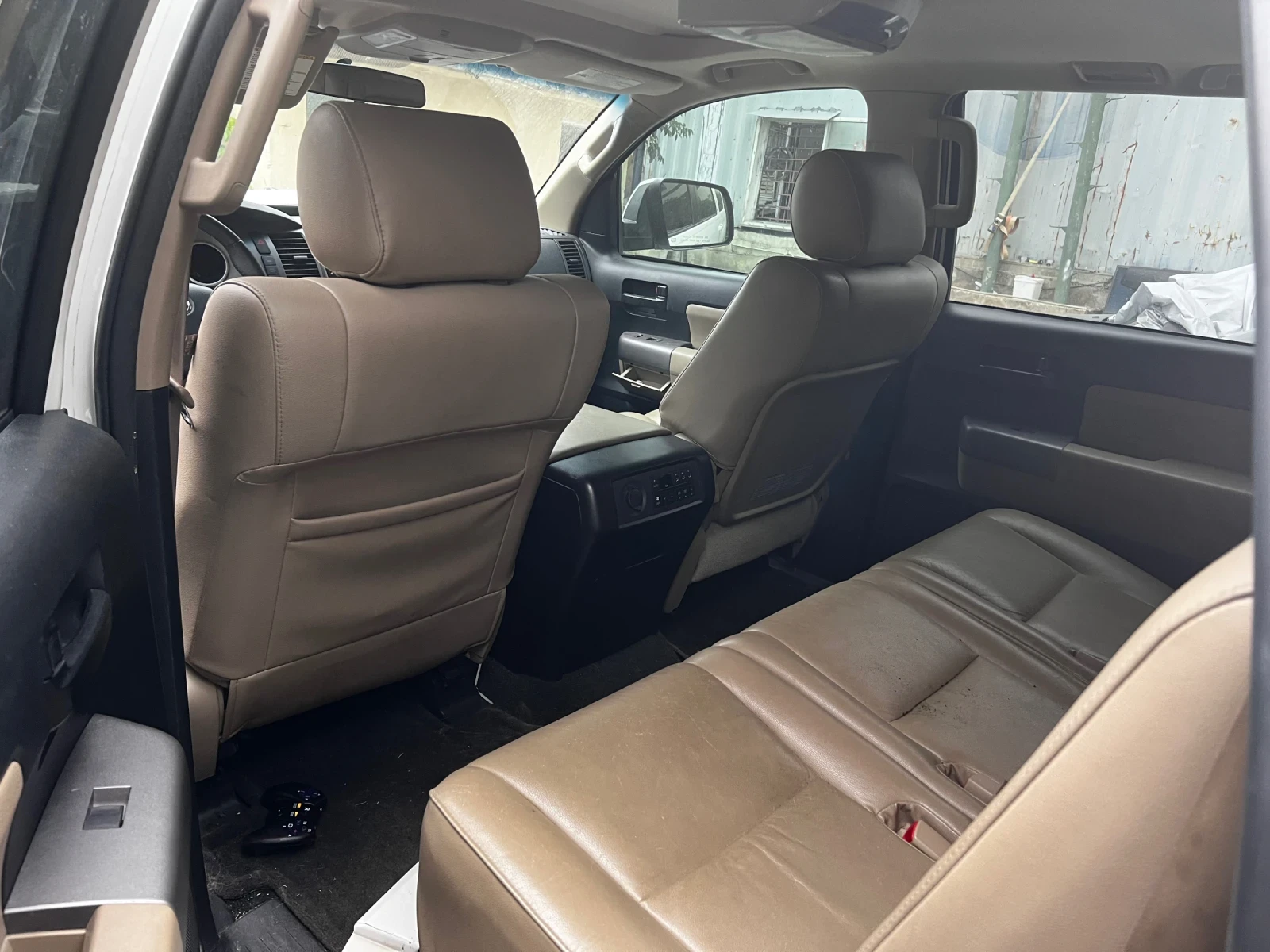 Toyota Sequoia | Mobile.bg � ����������� 5